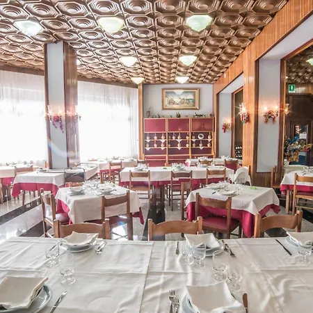 Grand Europa Centro Hotell 3*