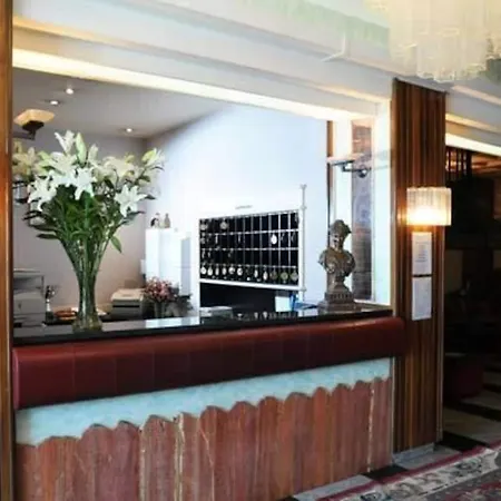 Hotel Grand Europa Centro Rivisondoli