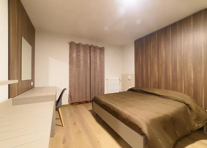 Grand Europa Centro Ривизондоли