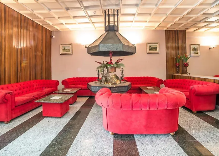 Grand Europa Centro 3* Ривизондоли