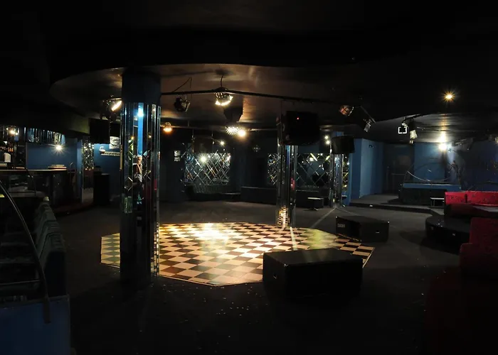 Отель Grand Europa Centro Ривизондоли