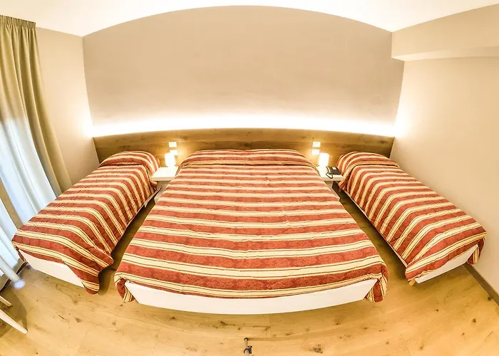 Отель Grand Europa Centro