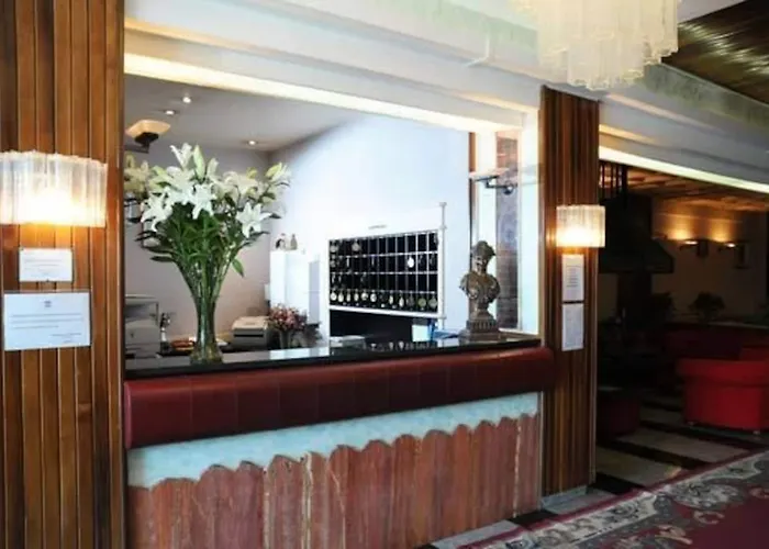 Отель Grand Europa Centro Ривизондоли